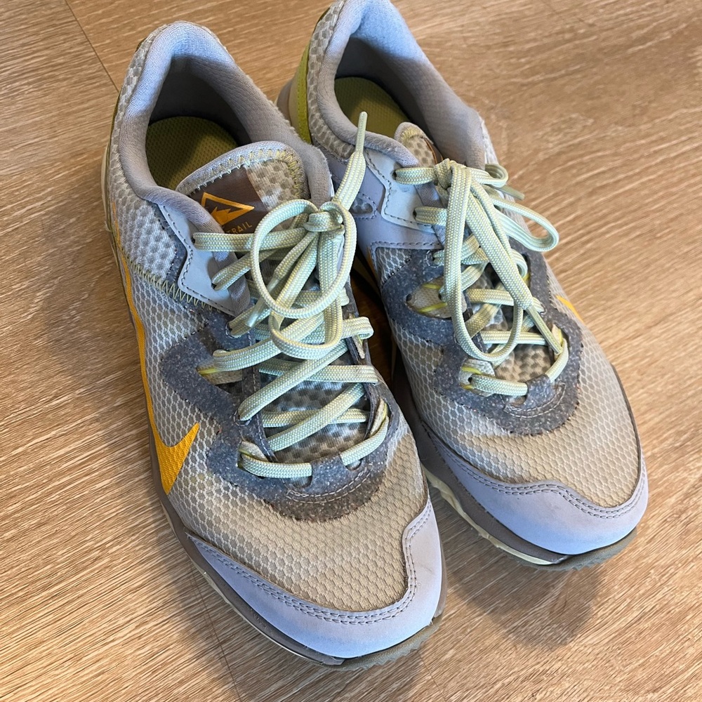 Nike Trail Runners Size 9